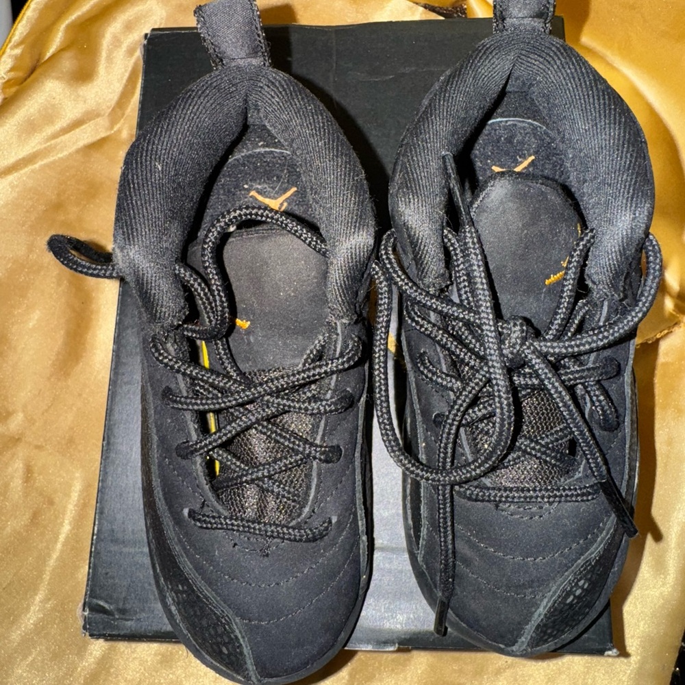 Black and Yellow Men's Shoes